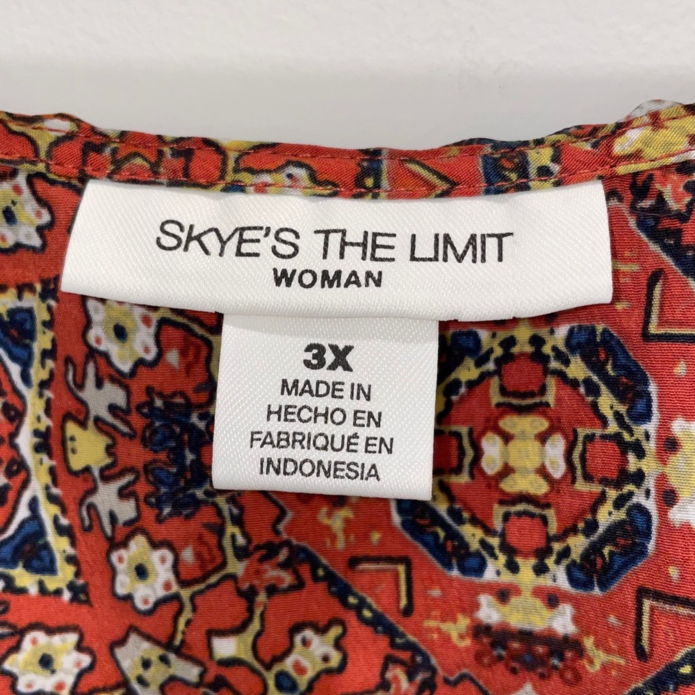 Skye's The Limit Woman 3X Red Medallion Lace Up Tassel Sharkbite Sleeveless Top - Picture 3 of 5